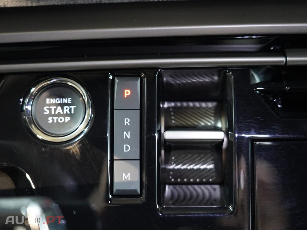 Peugeot 3008 1.2 Hybrid Allure e-DCS6