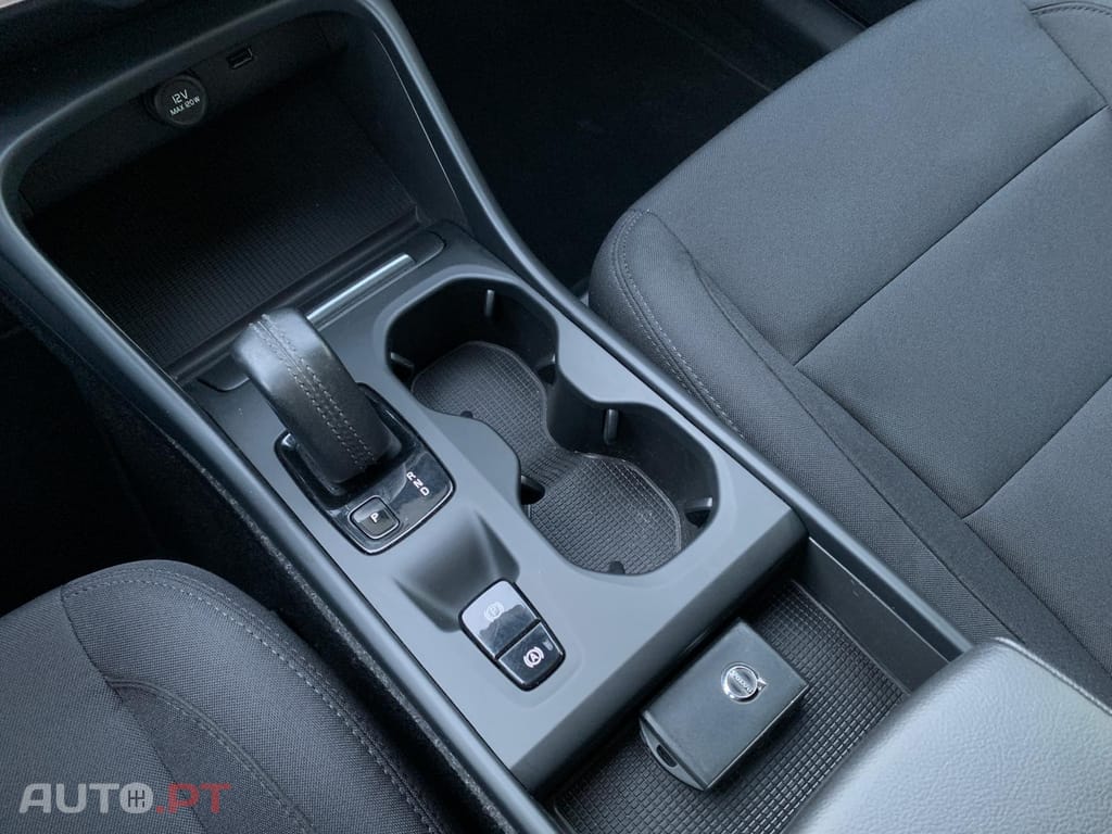 Volvo XC40 1.5 T5 PHEV Momentum