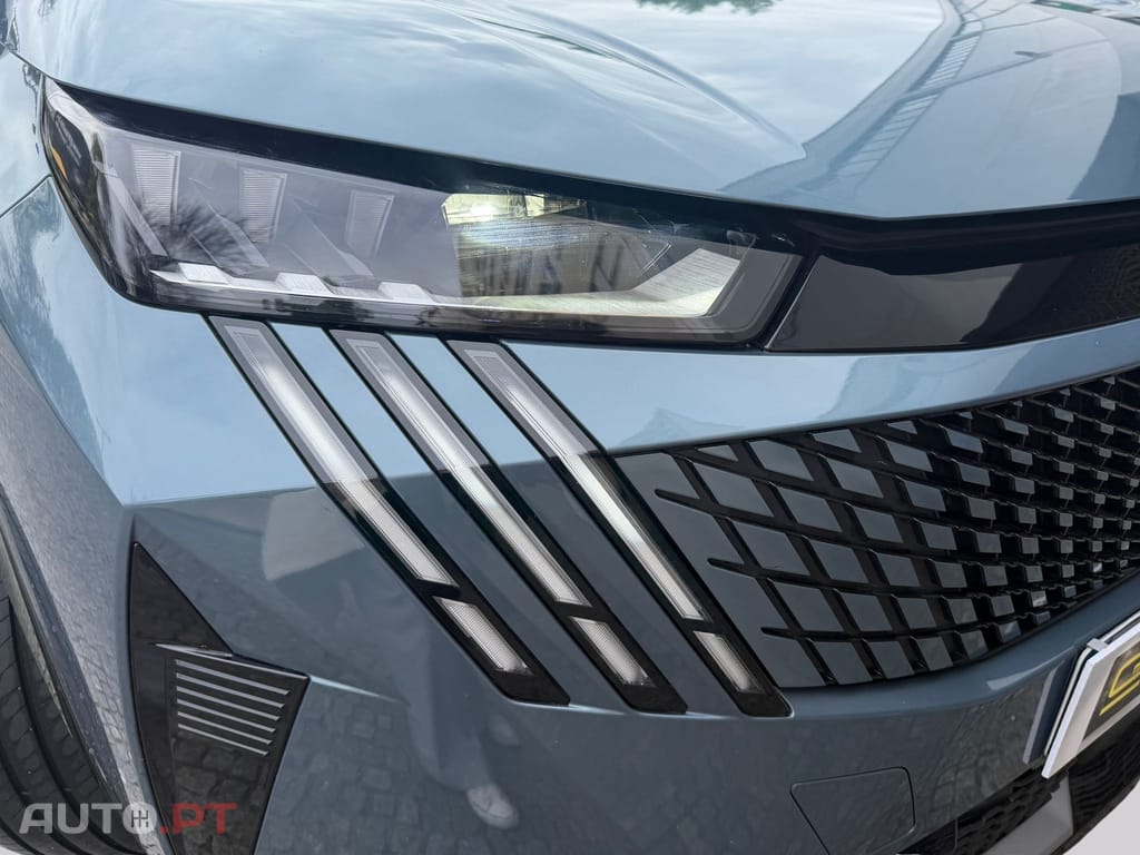Peugeot E-5008 73 kWh GT