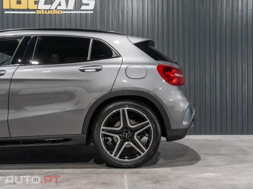 Mercedes-Benz GLA 180 AMG Line Aut.