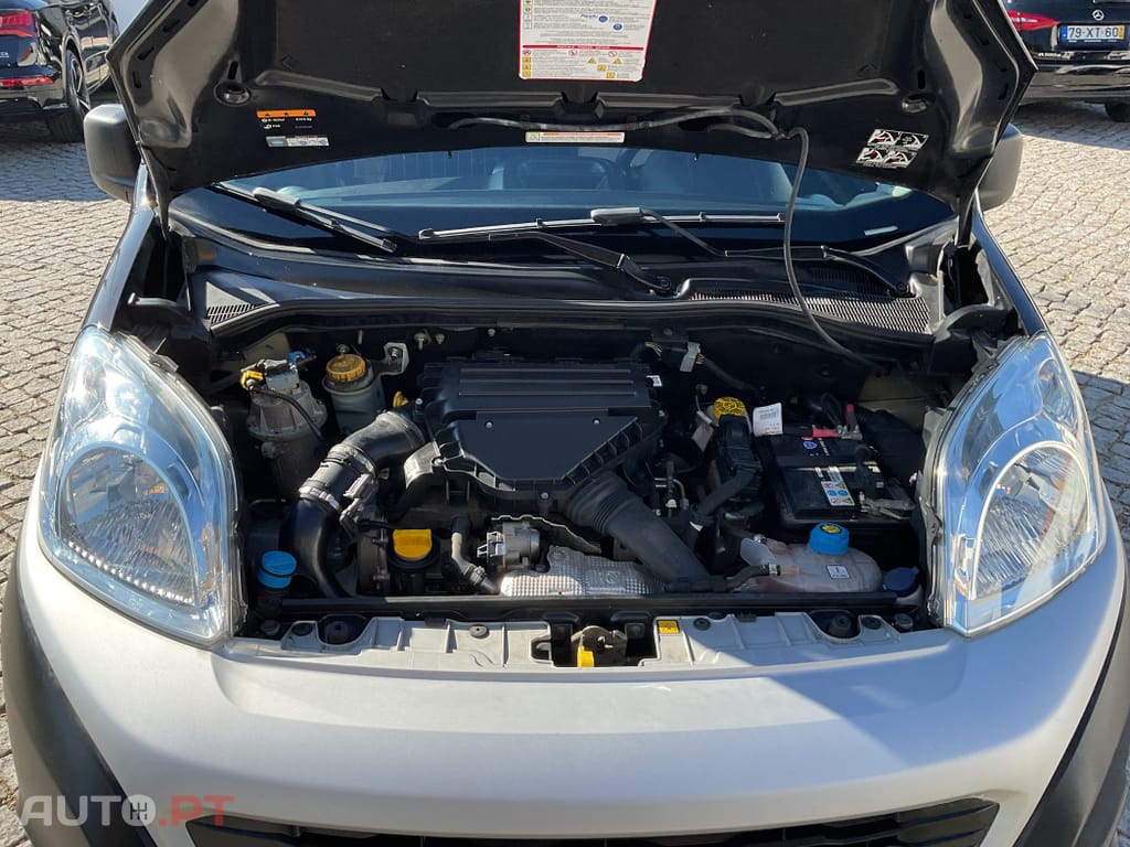 Fiat Fiorino 1.3 M-jet Adventure com 1GD