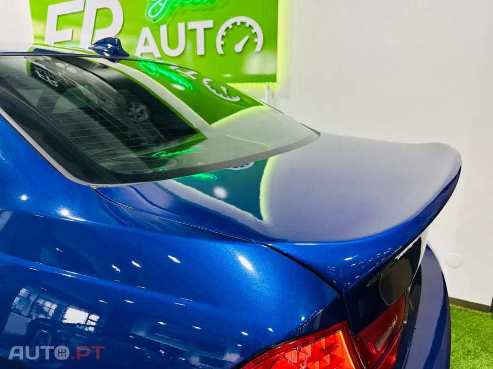 BMW 318 d Pack M