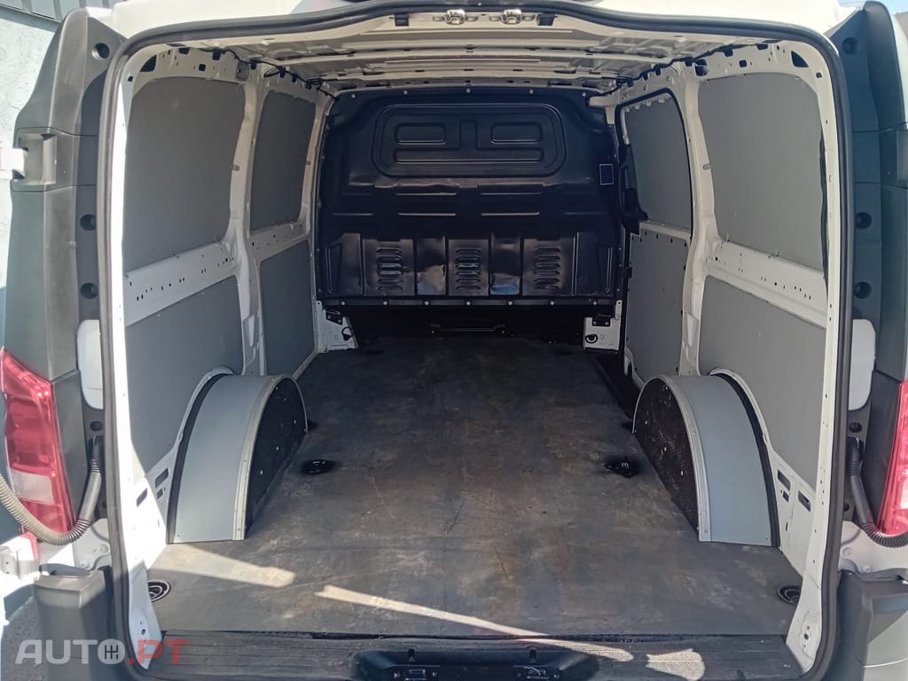 Mercedes-Benz Vito 110 CDI 3 L c/iva - Nacional