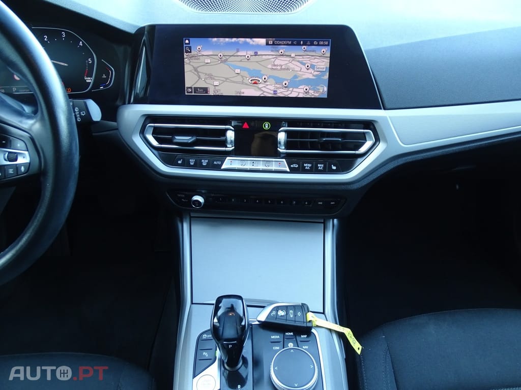 BMW 318 d Touring Aut. Advantage