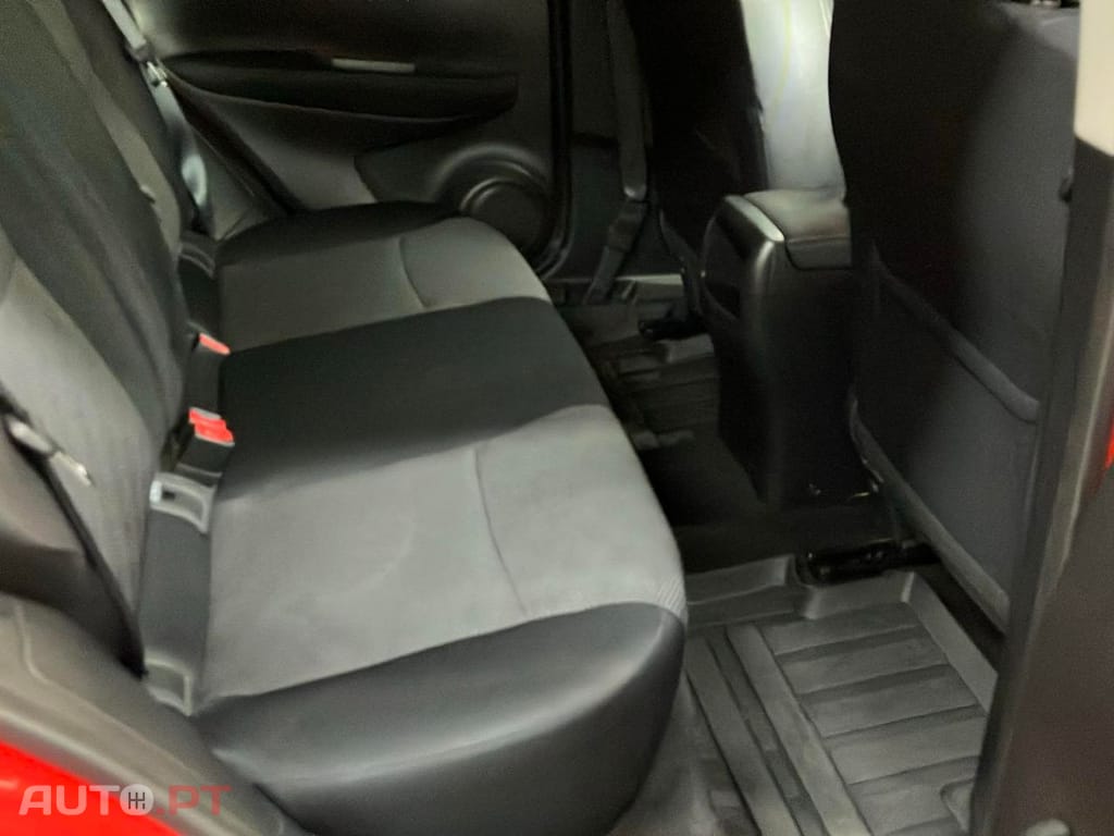 Nissan Qashqai 1.6 dCi N-Connecta J18