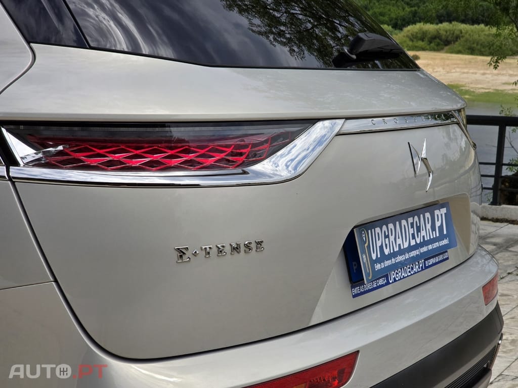 DS DS7 Crossback E-Tense Bastille+ EAT8