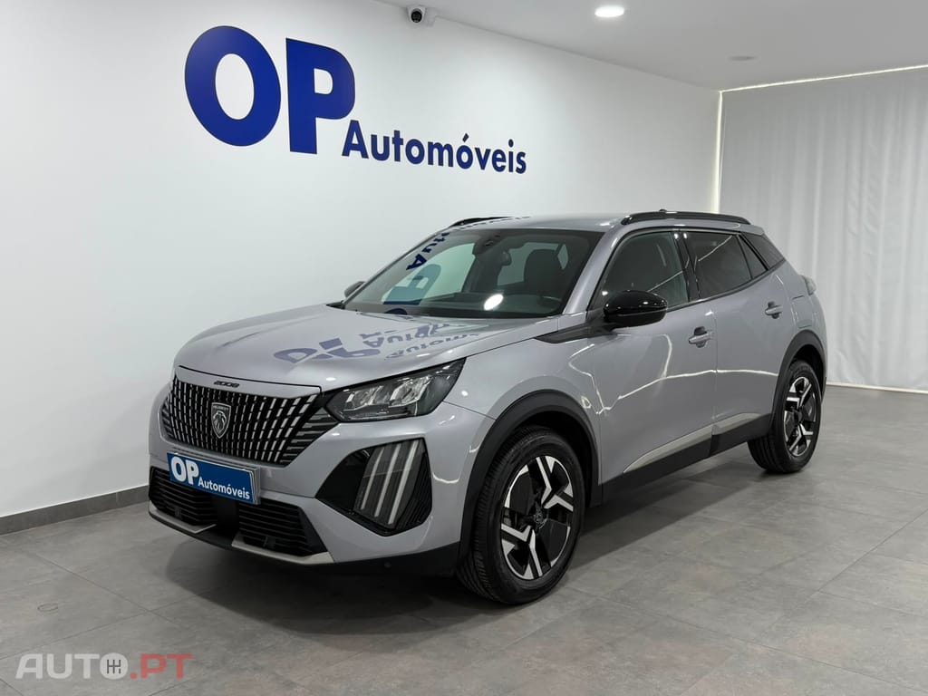 Peugeot 2008 1.2 PureTech Allure EAT8