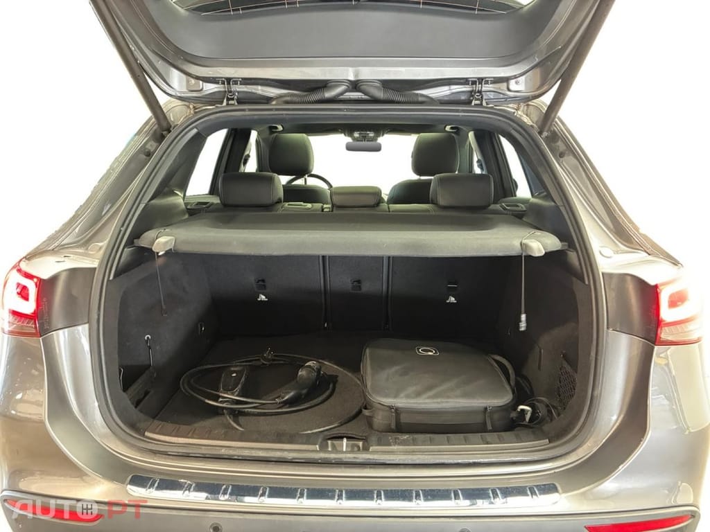Mercedes-Benz GLA 250 e Business Line 8G-DCT