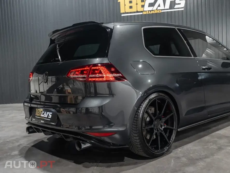 Volkswagen Golf 2.0 TSi GTi DSG Performance