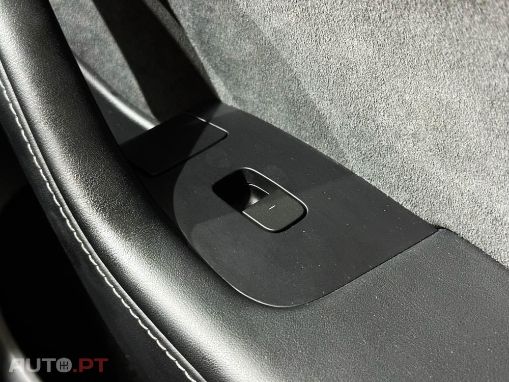 Tesla Model Y Long Range Dual Motor AWD