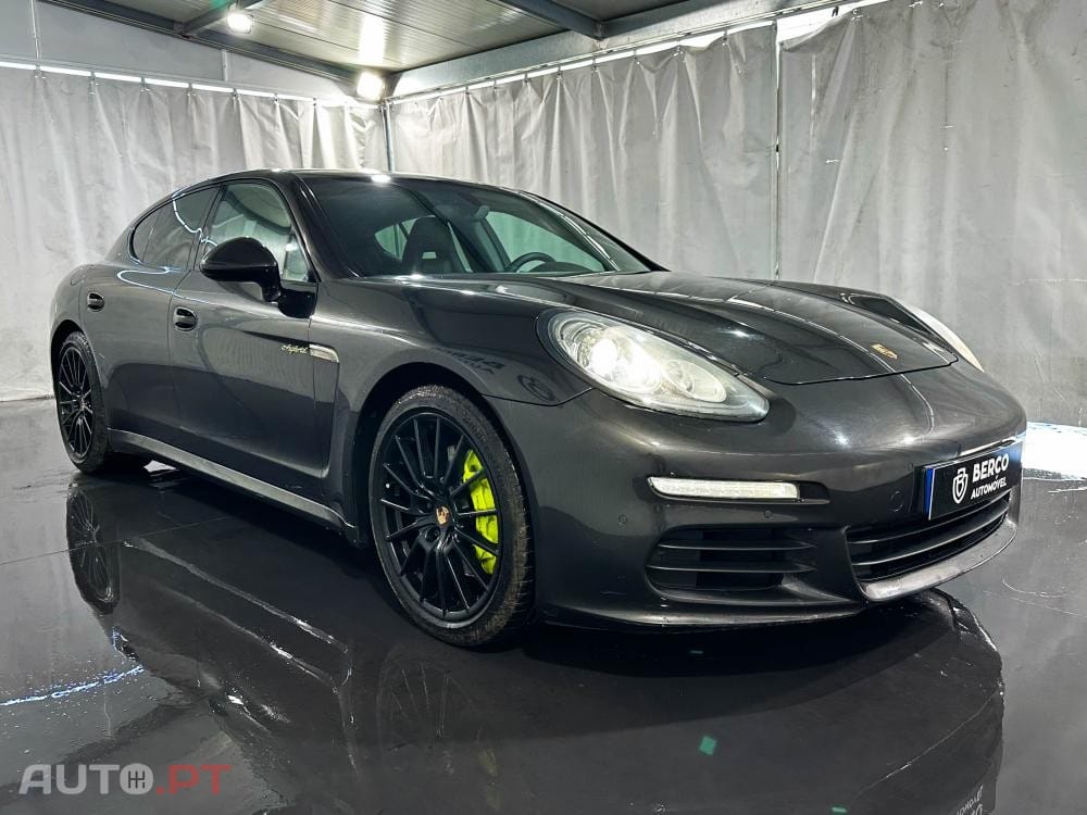 Porsche Panamera S E-Hybrid