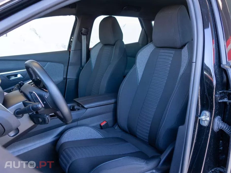 Peugeot 3008 1.2 Hybrid Active Pack e-DCS6