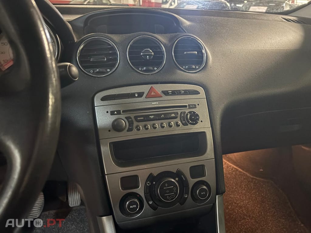 Peugeot 308 1.6 HDi Sport