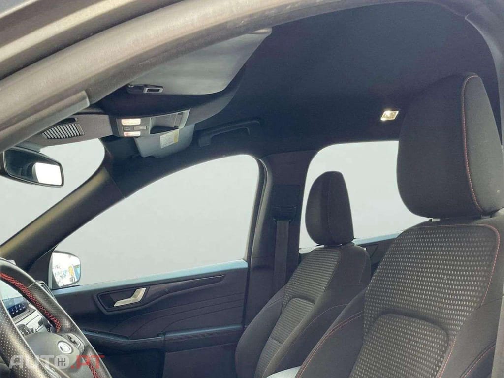 Ford Kuga 1.5 EcoBoost ST-Line