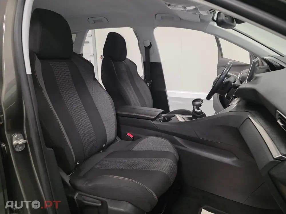 Peugeot 3008 1.5 BLUEHDI ACTIVE