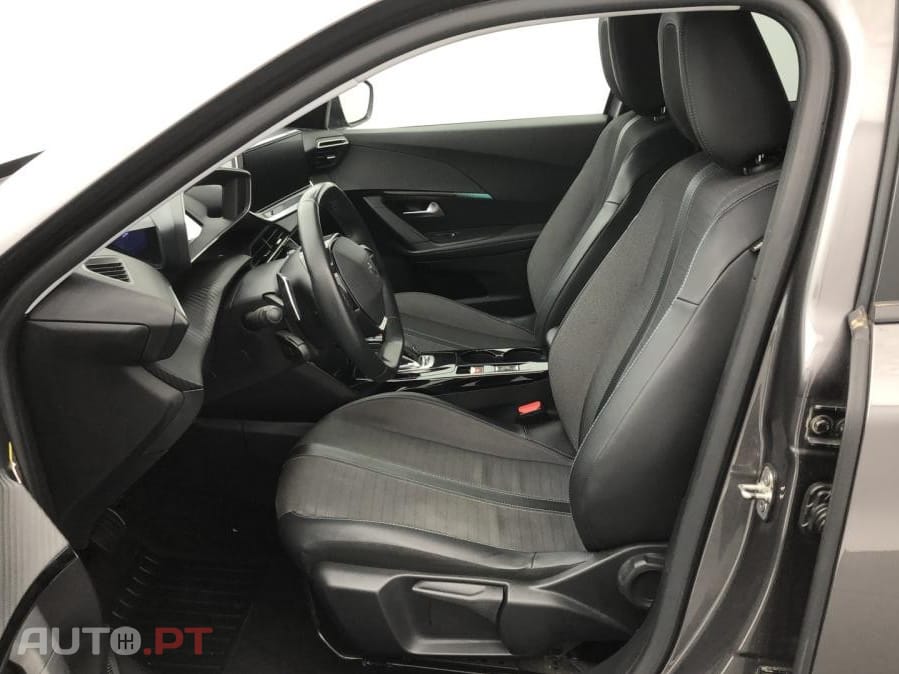 Peugeot 2008 1.5 BlueHDi Allure Pack EAT8