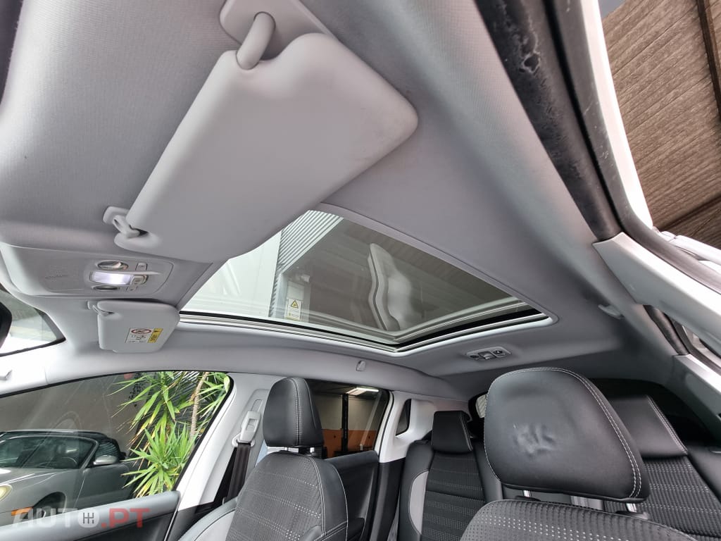 Peugeot 2008 1.6 BlueHDi Allure