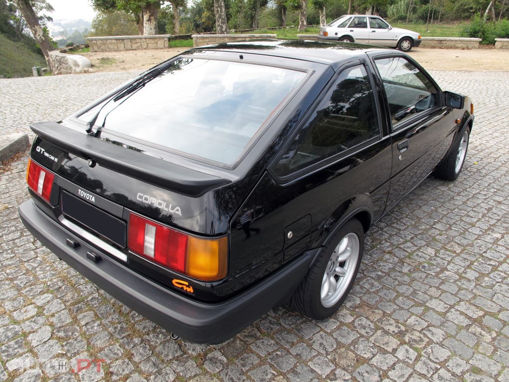 Toyota Corolla GT Twin Cam 16v AE86