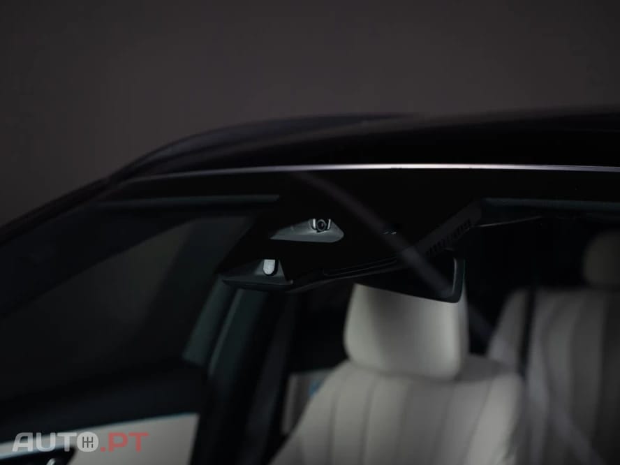 Mercedes-Benz E 300 9G-TRONIC AMG Line