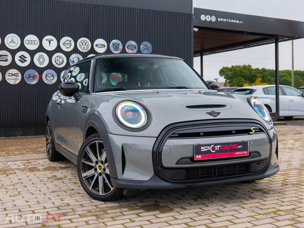 MINI Cooper Cooper SE Yours