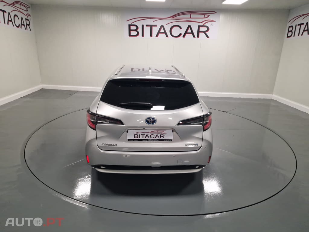 Toyota Corolla Touring Sports 1.8 Hybrid Comfort+P.Sport