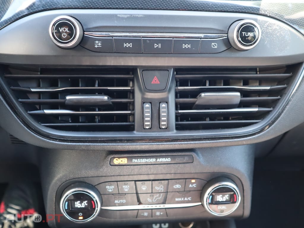 Ford Focus 1.0 EcoBoost MHEV ST-Line