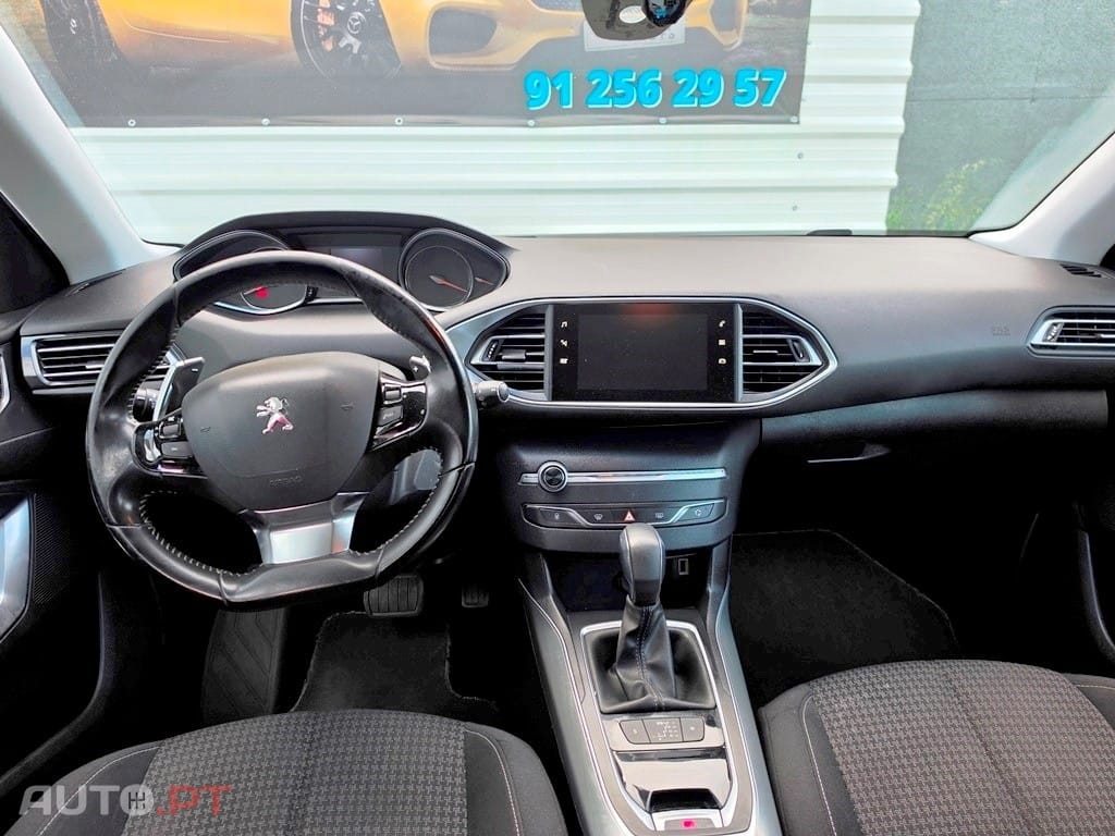 Peugeot 308 SW BlueHDi 130 EAT8 Business