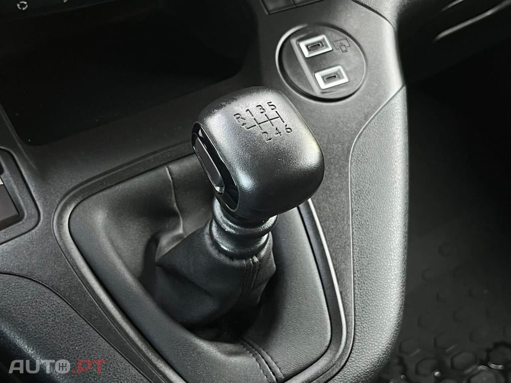 Opel Combo L 2  / SEMI NOVA !