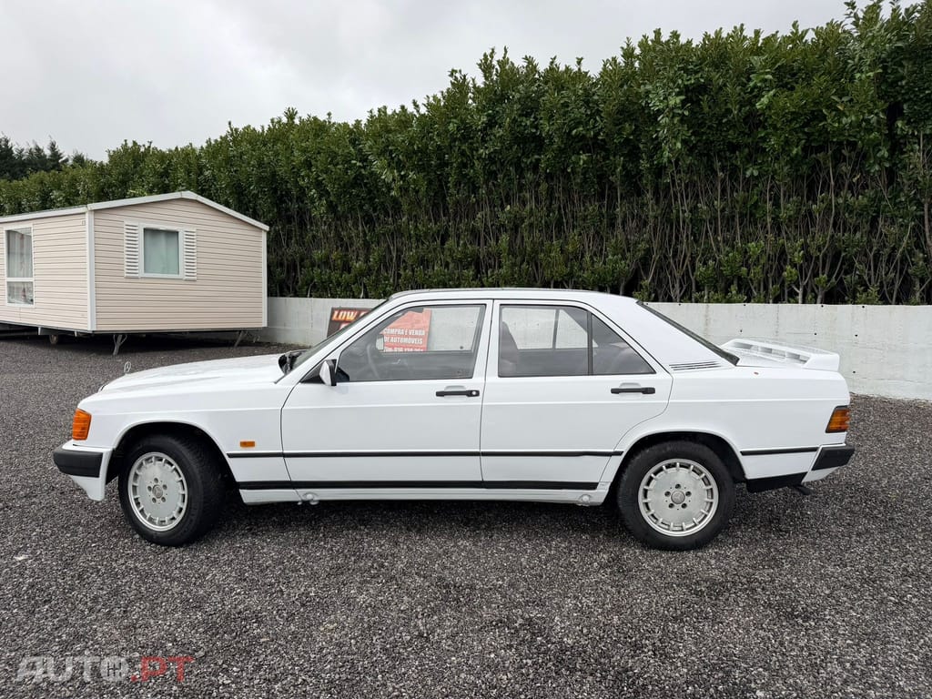 Mercedes-Benz 190 2.0