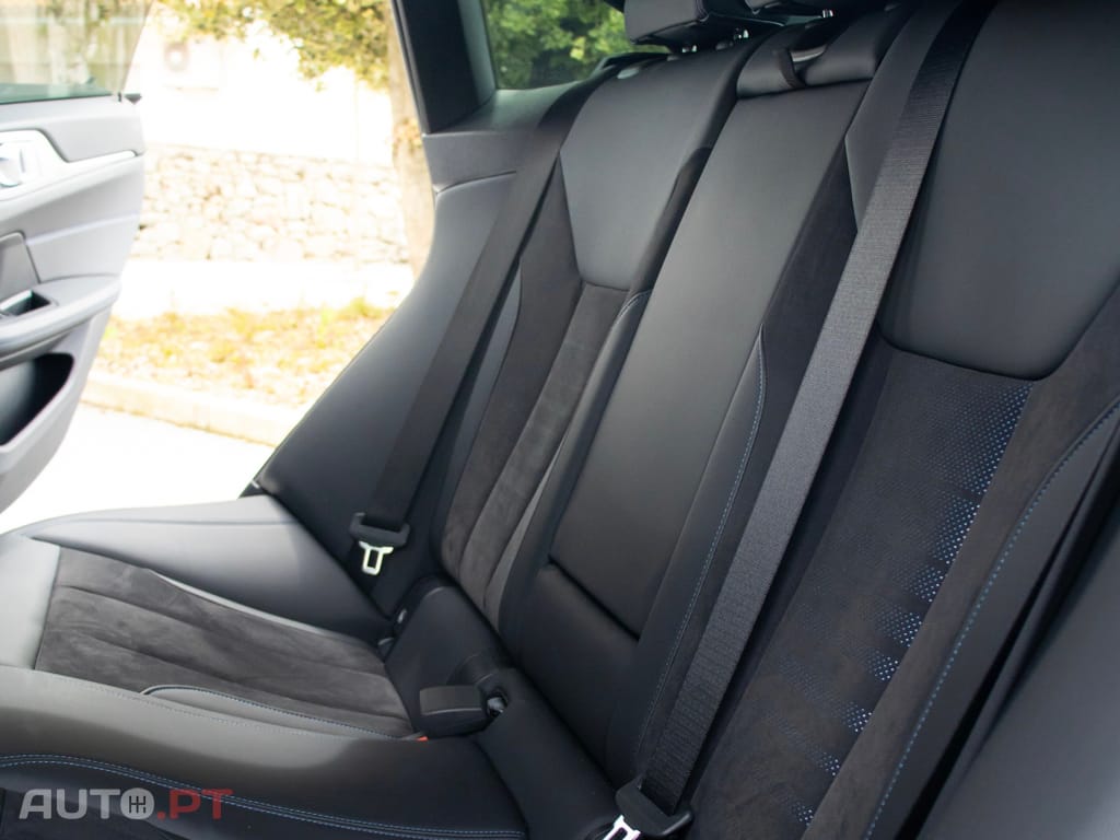 BMW i4 M50 Pack Desportivo M Pro