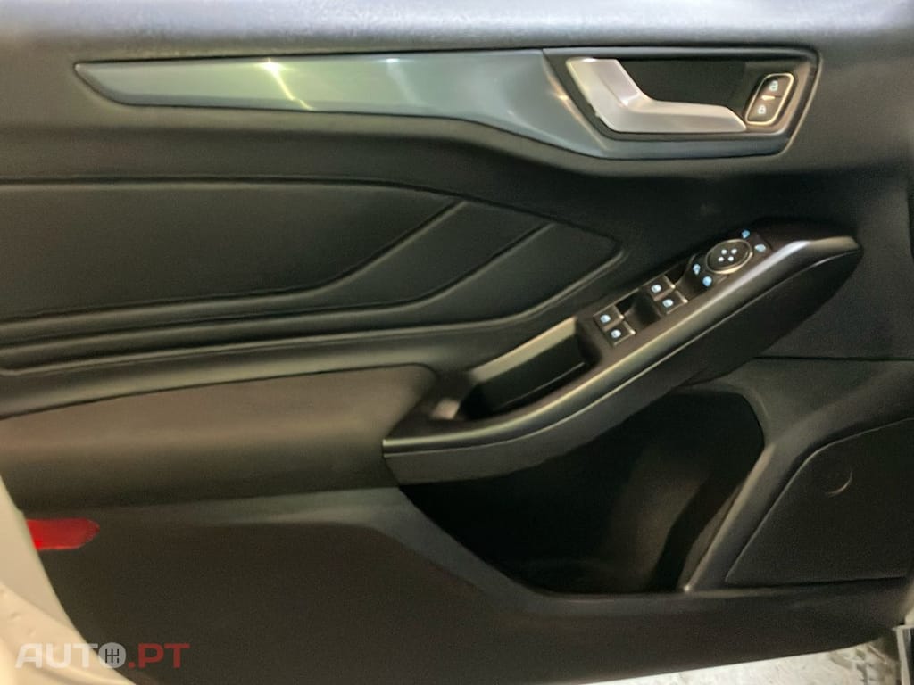 Ford Focus 1.0 EcoBoost Active X Aut.