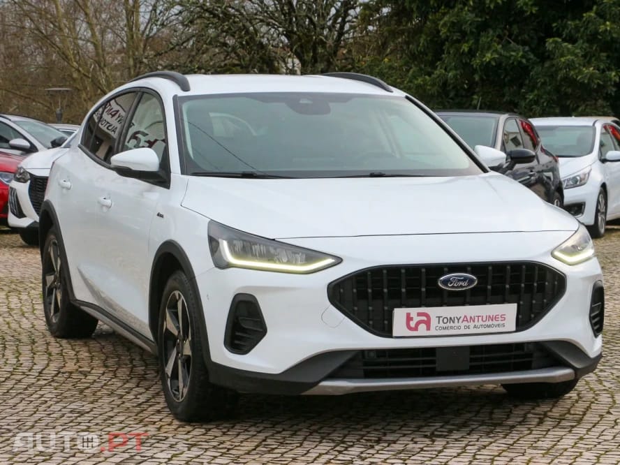Ford Focus 1.0 EcoBoost MHEV Active Style SIP — fotografia 12