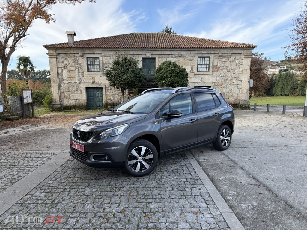Peugeot 2008 1.2 PureTech Allure
