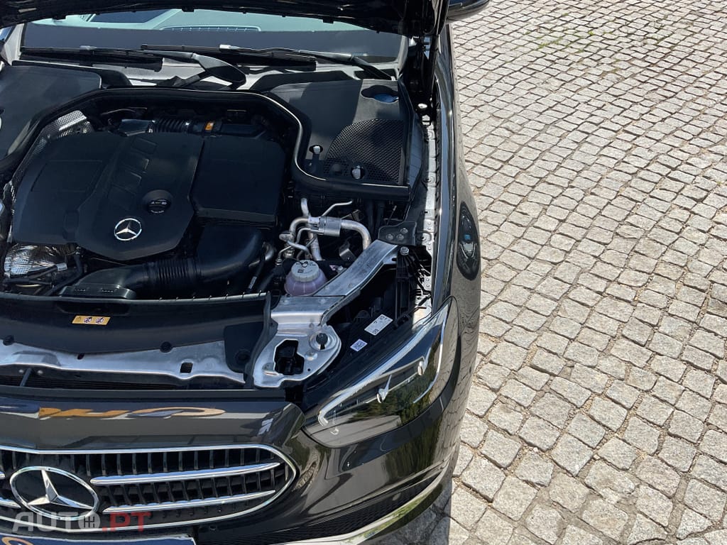 Mercedes-Benz E 300 de Avantgarde