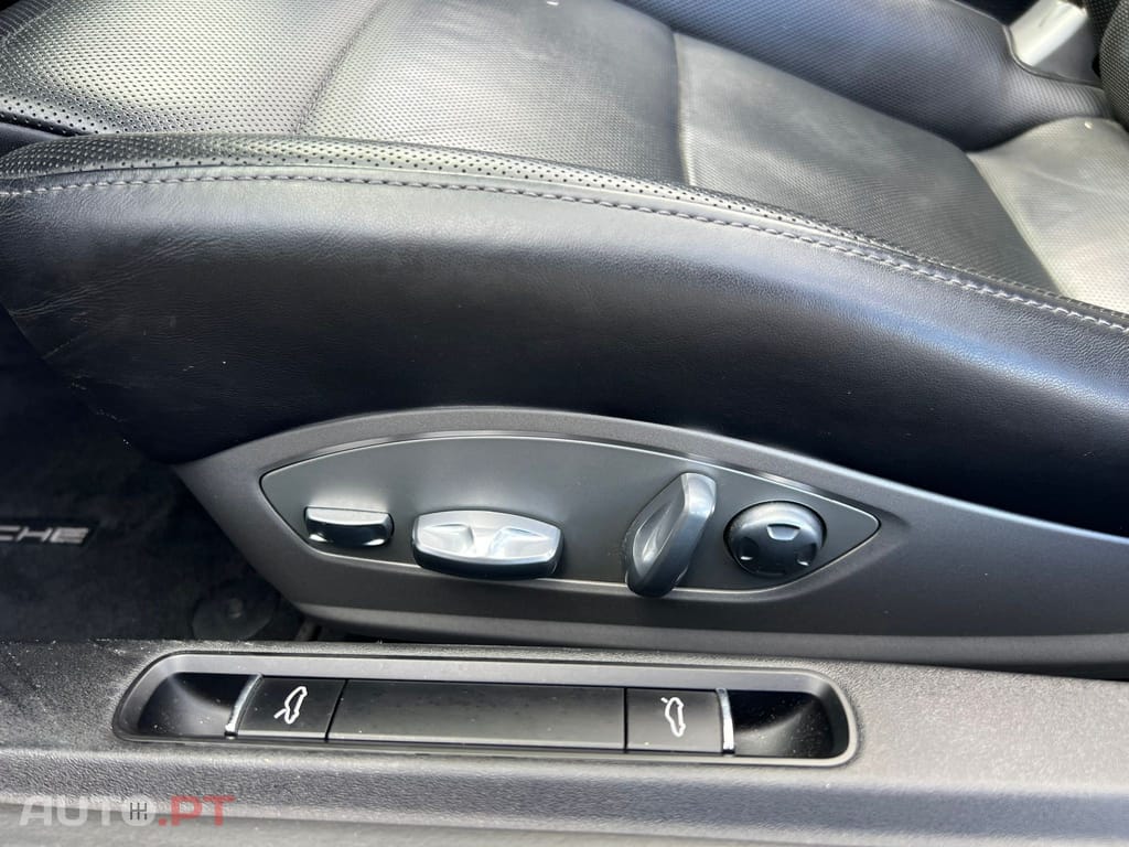 Porsche 911 Carrera 2 PDK
