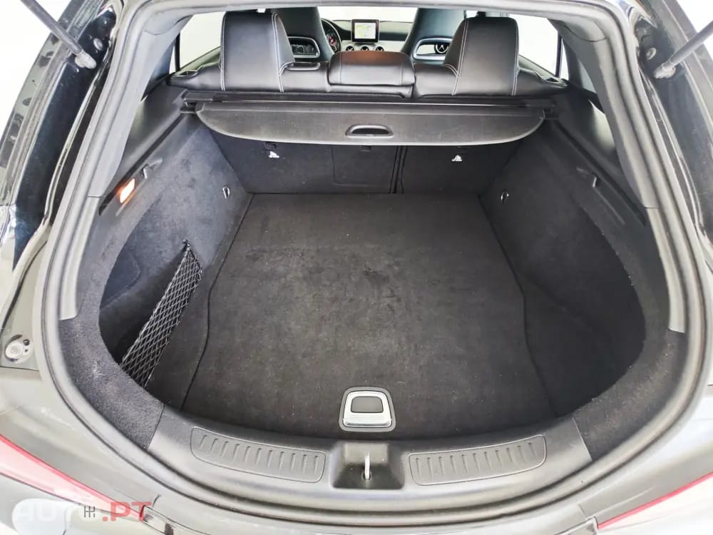 Mercedes-Benz CLA 200 d Shooting Brake Urban