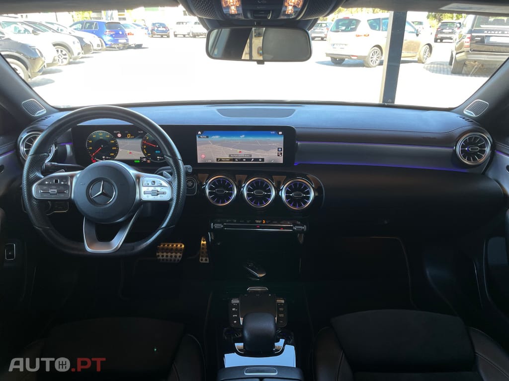 Mercedes-Benz A 250 e AMG Line