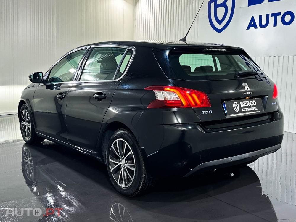 Peugeot 308 1.2 PureTech Allure