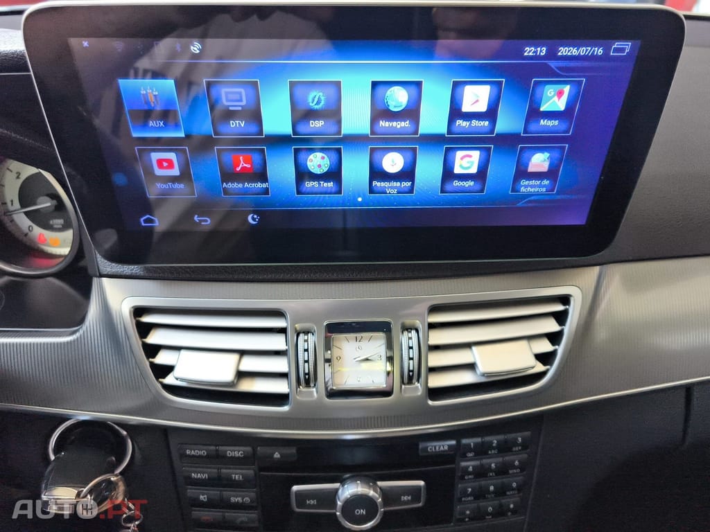 Mercedes-Benz E 300 BlueTEC Hybrid Avantgarde