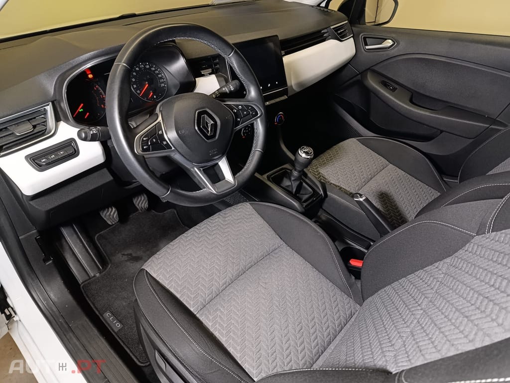 Renault Clio 1.0 TCe Intense 