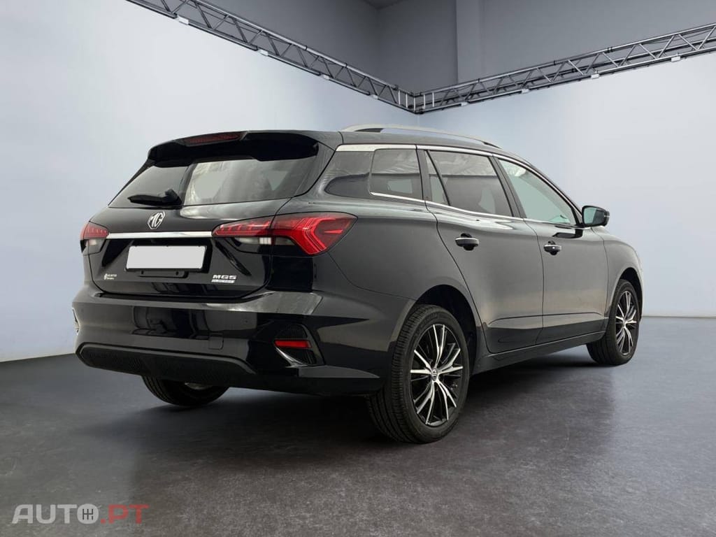 MG ZS 72.6 kWh Luxury