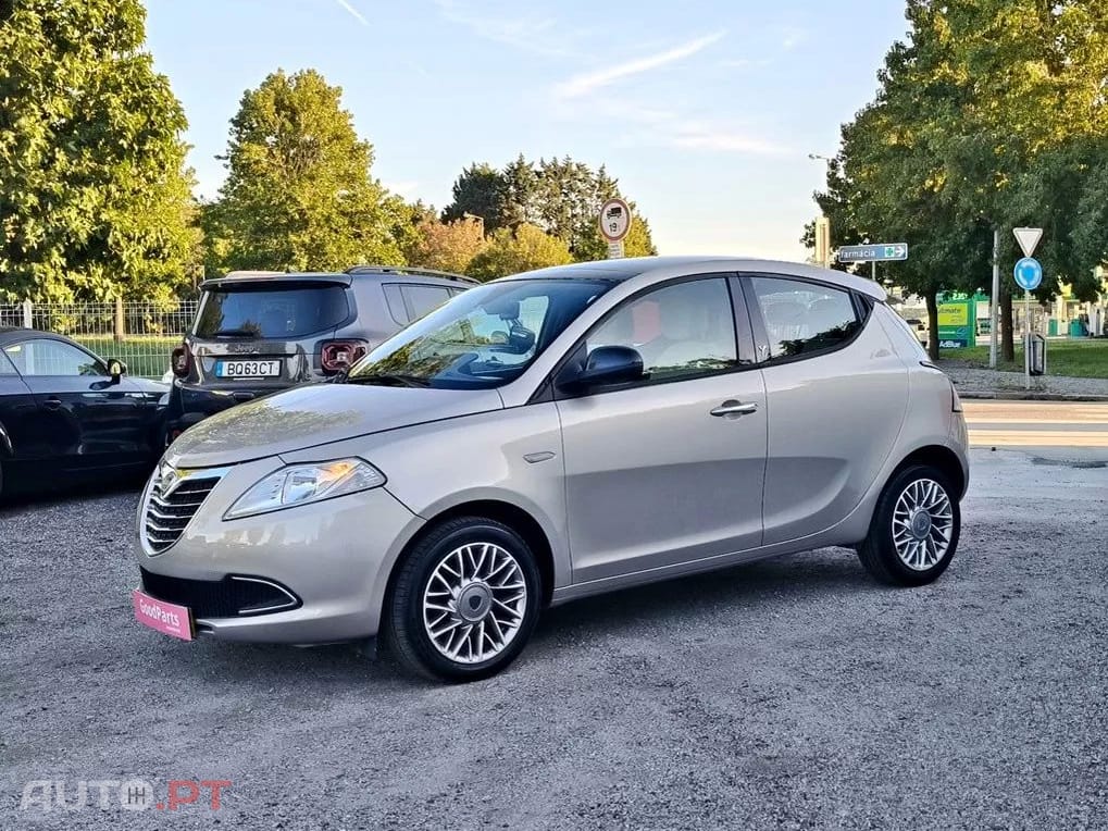 Lancia Ypsilon 1.2 S&S Fashion