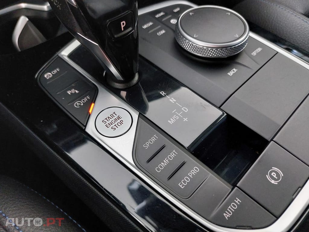 BMW 216 d Pack Desportivo M