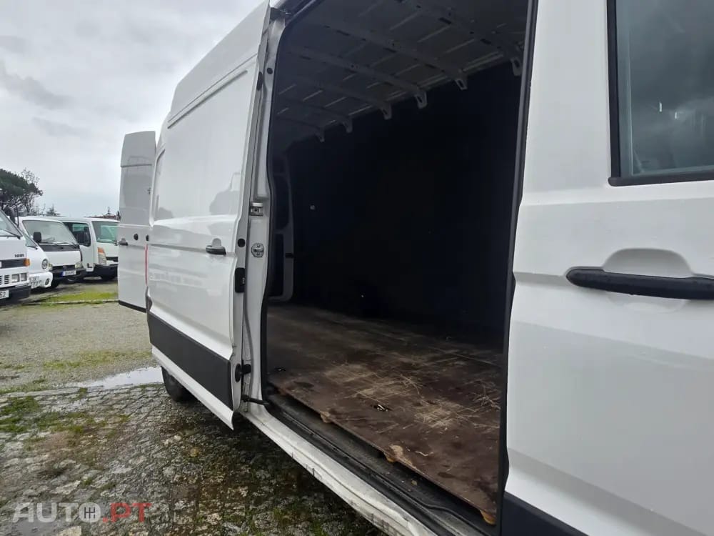 Volkswagen Crafter 35 2.0 TDI L3H3 Médio Tecto Alto