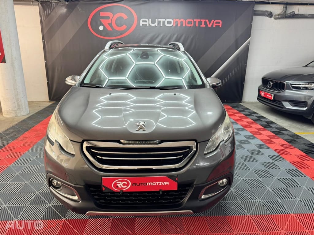 Peugeot 2008 1.2 PureTech Style EAT6