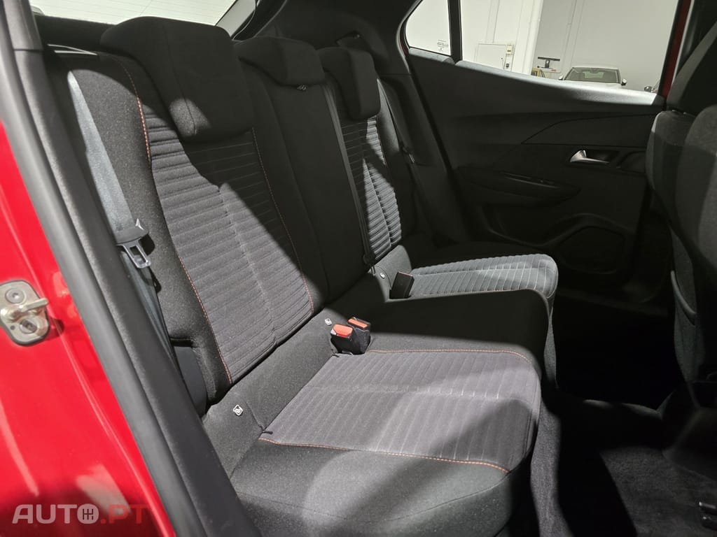 Peugeot 2008 BlueHDi 110 Active