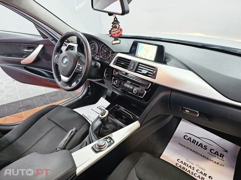 BMW 318 d Touring Line Sport