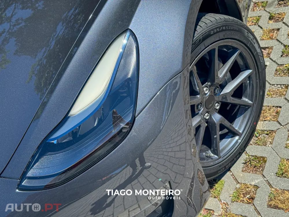 Tesla Model 3 Long Range AWD Dual Motor