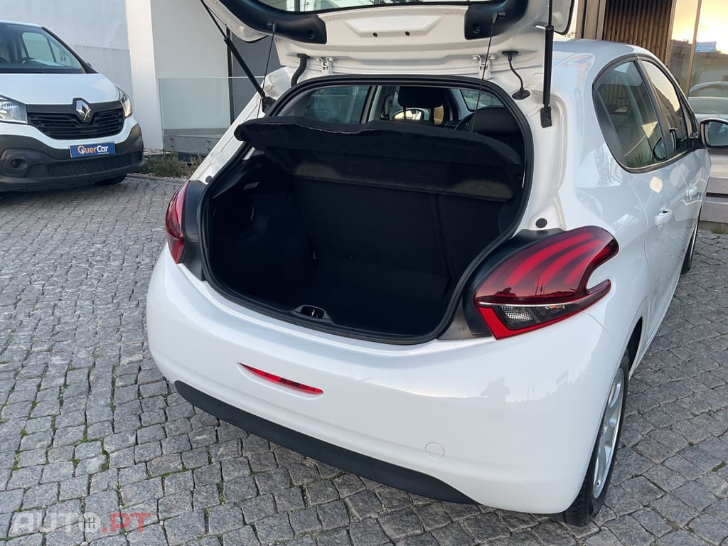 Peugeot 208 1.6 BlueHDi Active