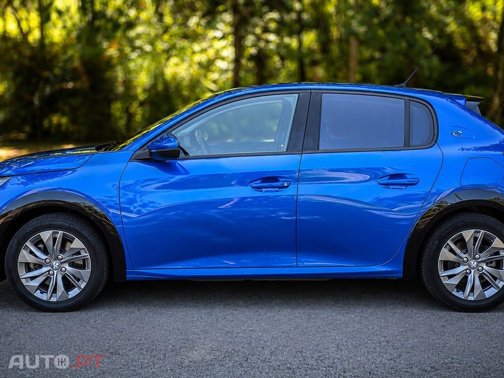 Peugeot E-208 50 kWh Allure